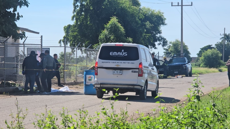 &iexcl;Tragedia en Navolato! Muere trabajador electrocutado y cae de 5 metros en telesecundaria