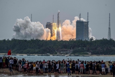 China lanza el primer m&oacute;dulo de su estaci&oacute;n espacial
