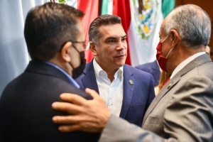 Consejo Pol&iacute;tico Nacional del PRI someter&aacute; a consideraci&oacute;n si aprueba licencia a Quirino