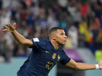 Francia consigue su clasificaci&oacute;n a octavos de final tras batir a Dinamarca