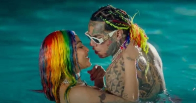 Desde la cama, Yailin la m&aacute;s viral aparece con Tekashi 6ix9ine tras separarse de Anuel AA