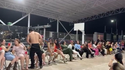 Colegio Liceo San Agust&iacute;n en Hermosillo festeja a Mam&aacute;s con 'Strippers'; Secretar&iacute;a de Educaci&oacute;n tomar&aacute; acciones jur&iacute;dicas