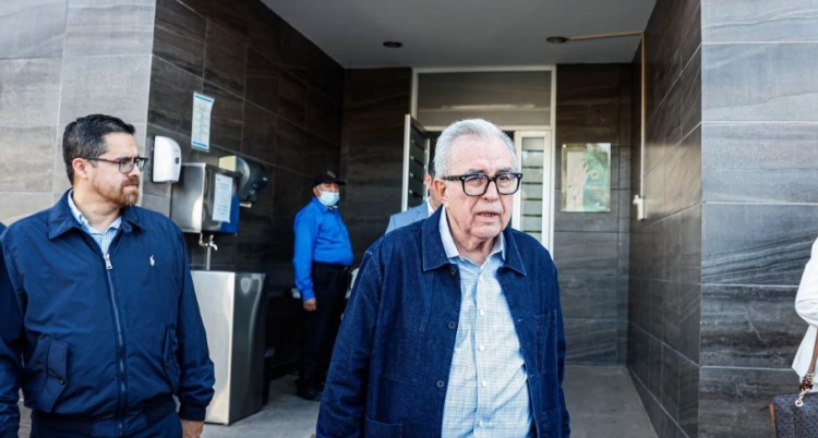 FGR no encuentra evidencias sobre el caso de Rub&eacute;n Rocha Moya; el mandatario estatal regresa a gobernar Sinaloa