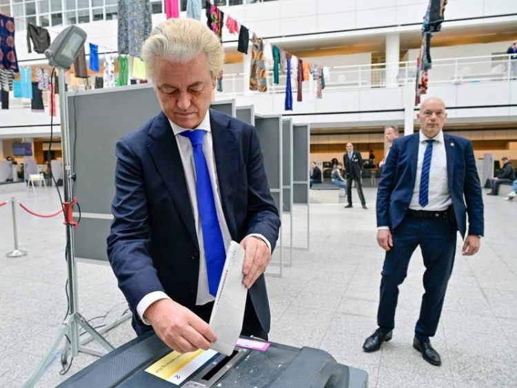 Países Bajos abre las elecciones de la Unión Europea; esperan auge de la ultraderecha