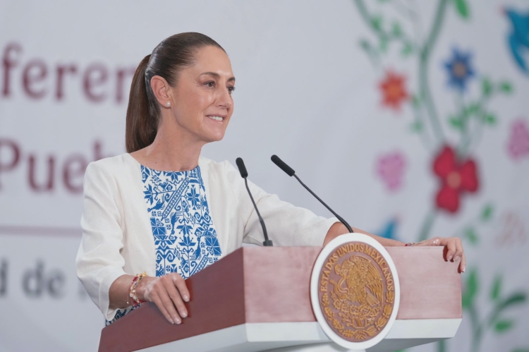 Falso, intervenci&oacute;n de los consulados mexicanos en la pol&iacute;tica de EEUU: Sheinbaum