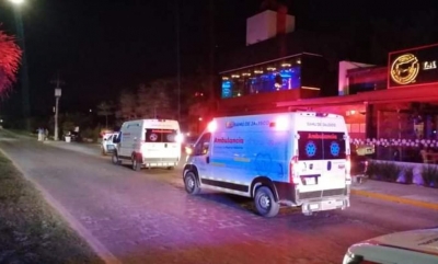 El pol&iacute;tico fue v&iacute;ctima de un ataque directo en el restaurante de un ba&ntilde;o