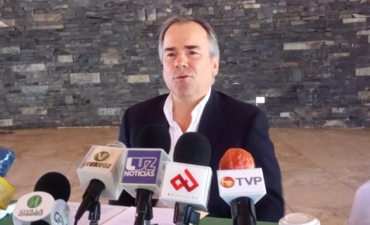 Empresarios donar&aacute;n vacunas anticovid