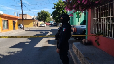 Mujer es asesinada a balazos en calles de la Francisco Villa, en Culiac&aacute;n