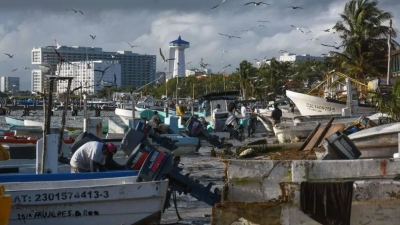 Comercios de Quintana Roo buscan sobreponerse tras el paso del huracán “Delta”