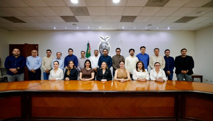 Se reune Gobernadora con el gabinete en Palacio de Gobierno