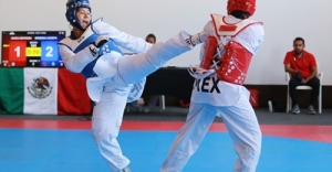 Las taekwondo&iacute;nes sinaloenses Mar&iacute;a de Rosario y Briseida Acosta partieron a Bulgaria