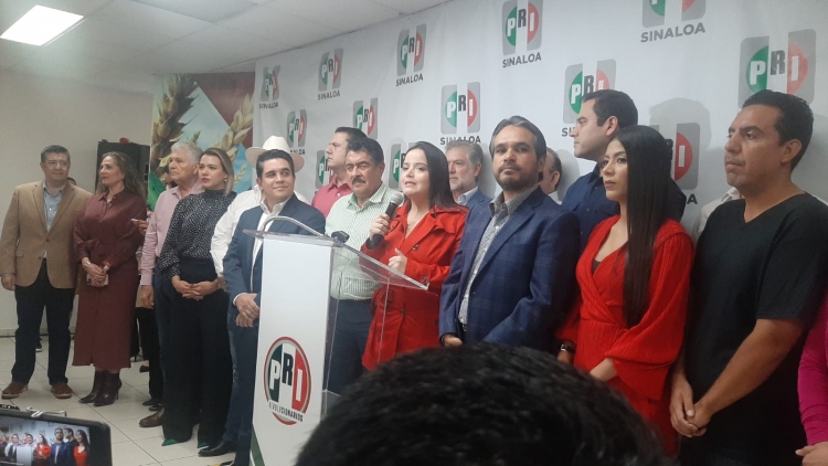 Deja Cinthia Valenzuela la dirigencia estatal del PRI