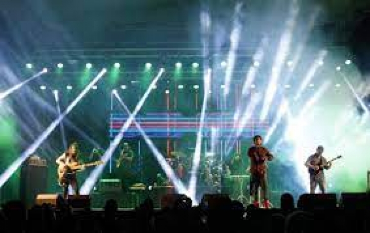 Suspenden eventos masivos por repunte de Covid