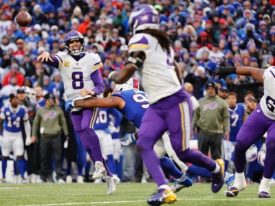 Vikingos se hacen de la victoria en tiempo extra ante los Bills