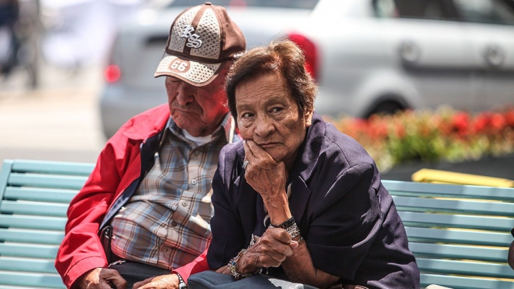 Adultos mayores recibir&aacute;n en marzo el pago de dos bimestres juntos