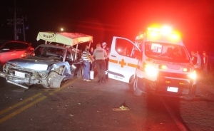 Cinco personas resultaron lesionadas en un accidente en la carretera México 15 al norte de Culiacán
