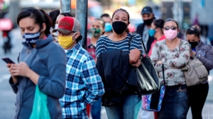 Covid-19 registra nuevo r&eacute;cord de contagios con 2 millones en una semana