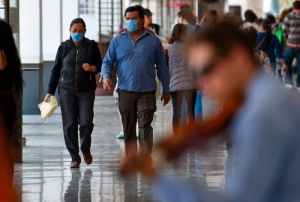 Salud se prepara ante el riesgo de una "sindemia" durante el invierno