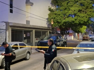 Emplayado en pl&aacute;stico dejan a un hombre asesinado en la colonia Tierra Blanca