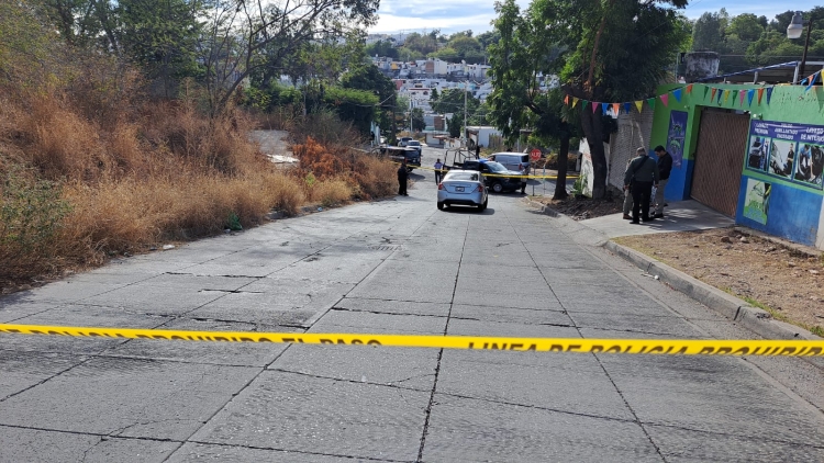 Privan de su libertad a Ex Agente de la FGE mientras iba con su hija, por el sector Ca&ntilde;adas, en Culiac&aacute;n