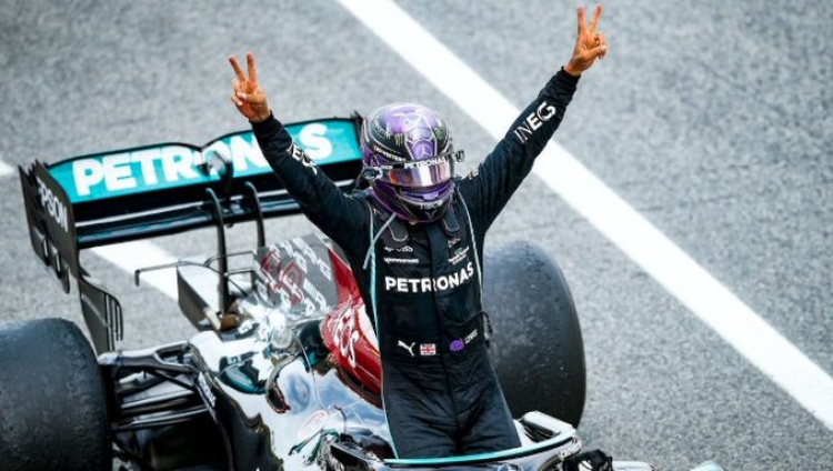 El británico Lewis Hamilton se llevó el GP de Rusia