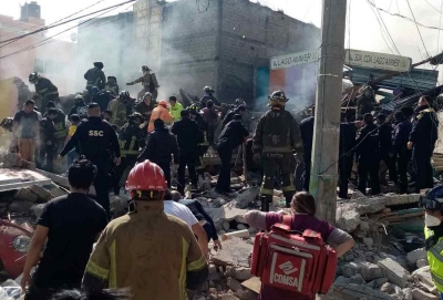 Explosión y derrumbe en la CDMX deja una mujer muerta y 12 heridos