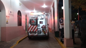 Conductor huye tras embestir a bombero de Culiac&aacute;n