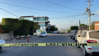 Disparan e incendian domicilio en la Colonia Salvador Alvarado, en Culiac&aacute;n