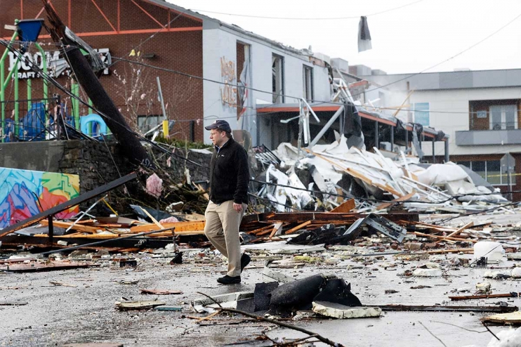 Tornados en Tennessee dejan al menos 19 muertos