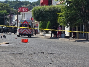 Due&ntilde;o de carreta de mariscos fallece embestido por una camioneta en la Benito Ju&aacute;rez, en Culiac&aacute;n