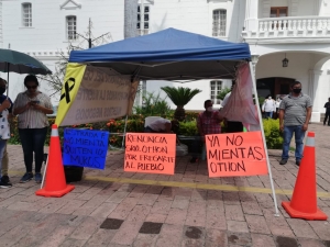 Comerciantes de Culiac&aacute;n inician huelga de hambre hasta que se reabran las calles del Centro