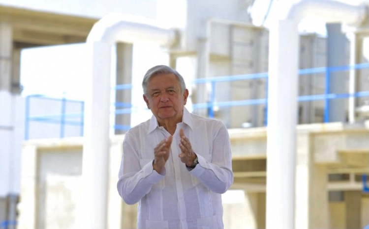 AMLO anuncia que entregar&aacute; manejo de Islas Mar&iacute;as a la Semar