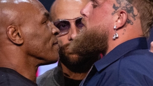 Mike Tyson lanza advertencia al temeroso Jake Paul en primer cara a cara previo a su pelea