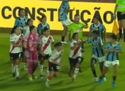 Expulsan al River Plate femenil, por bronca y gestos racistas