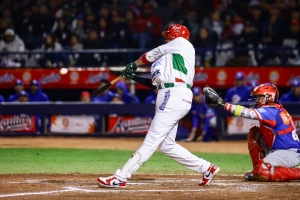 Vence M&eacute;xico a Puerto Rico al debutar en la Serie del Caribe