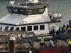 Naufragio de embarcación de migrantes en el Canal de la Mancha deja 4 muertos; rescatan a 43