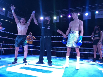 Fulmina el pugilista Mart&iacute;n Le&oacute;n a su adversario en 2 minutos