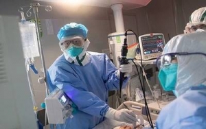 Repunte de contagios puede ser el inicio de una tercera ola de la pandemia, admite Encinas