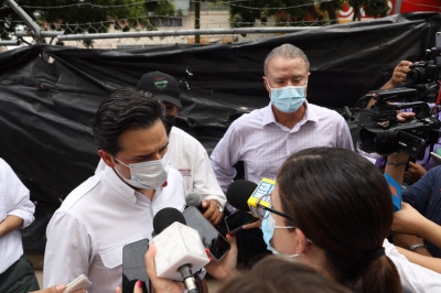 EDITORIAL: La atenci&oacute;n a la salud, cuesti&oacute;n de etiqueta