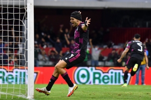 Canad&aacute; se le atragant&oacute; a M&eacute;xico en el estadio Azteca