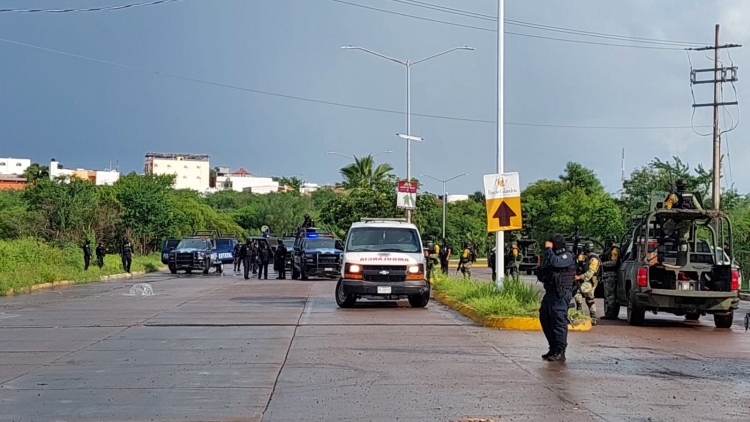 Hombres armados hieren a dos agentes de la Polic&iacute;a Estatal preventiva