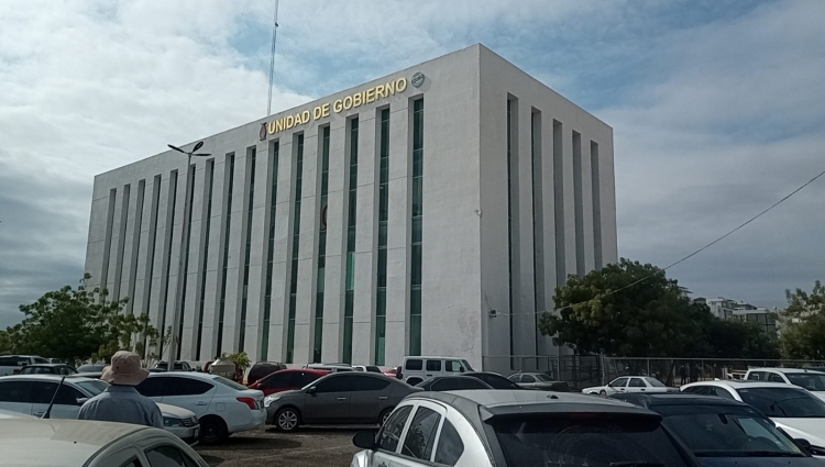 Defiende Quirino transparencia en edificio Homex