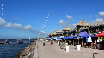 &iexcl;6 d&iacute;as sin agua! el Muelle 33, se quejan restauranteros