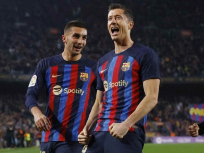Barcelona cumple en LaLiga previo al vital duelo ante Manchester United