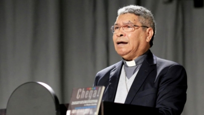 Religioso ganador del Nobel de la Paz es acusado de abuso sexual