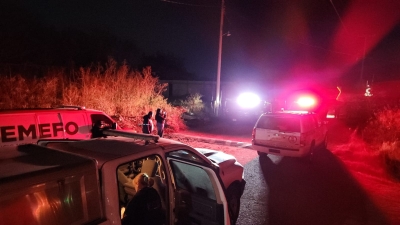 Con un narcomensaje abandonan a un ejecutado en la carretera Culiac&aacute;n a Sanalona