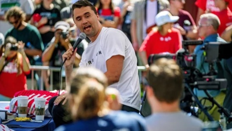 Asesinan en un evento en una universidad de Utah a Charlie Kirk, comentarista conservador y aliado de Trump