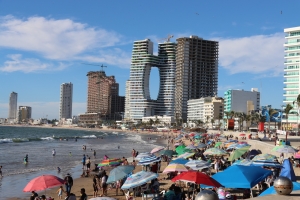 Recibe Sinaloa a m&aacute;s de 83 mil turistas el fin de semana largo