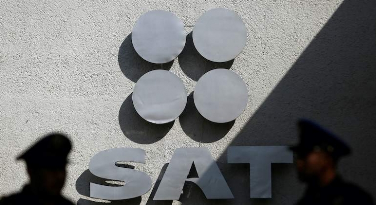 El SAT alista &oacute;rdenes de aprehensi&oacute;n contra factureros