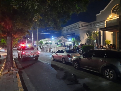 Evac&uacute;an a dolientes de c&eacute;ntrica funeraria por flamazo en la cocina